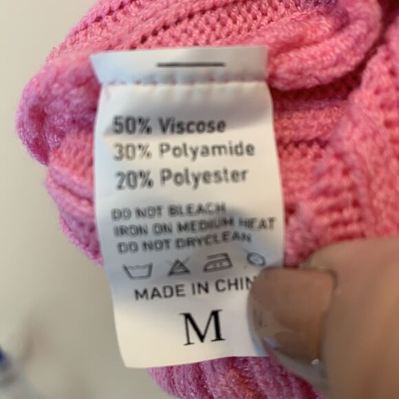 C+D+M Sweater-Pink-Small-NWT - Picture 6 of 8